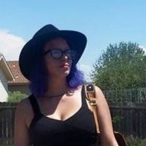 Meet your Posher, Liz